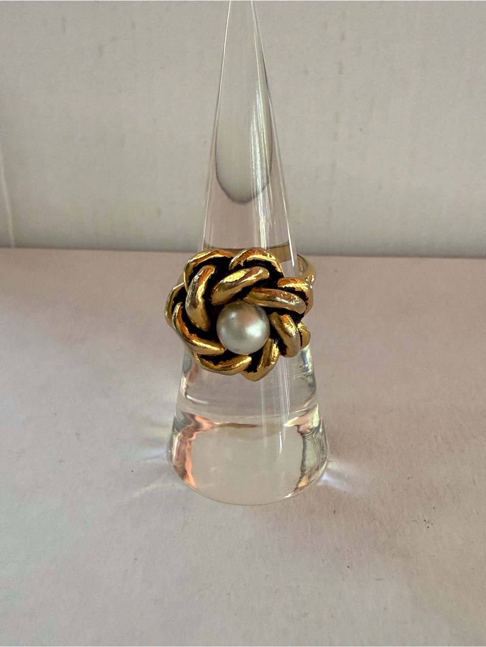 Gold-Tone Pearl Knot Ring - Elegant Women’s Fashion Jewelry